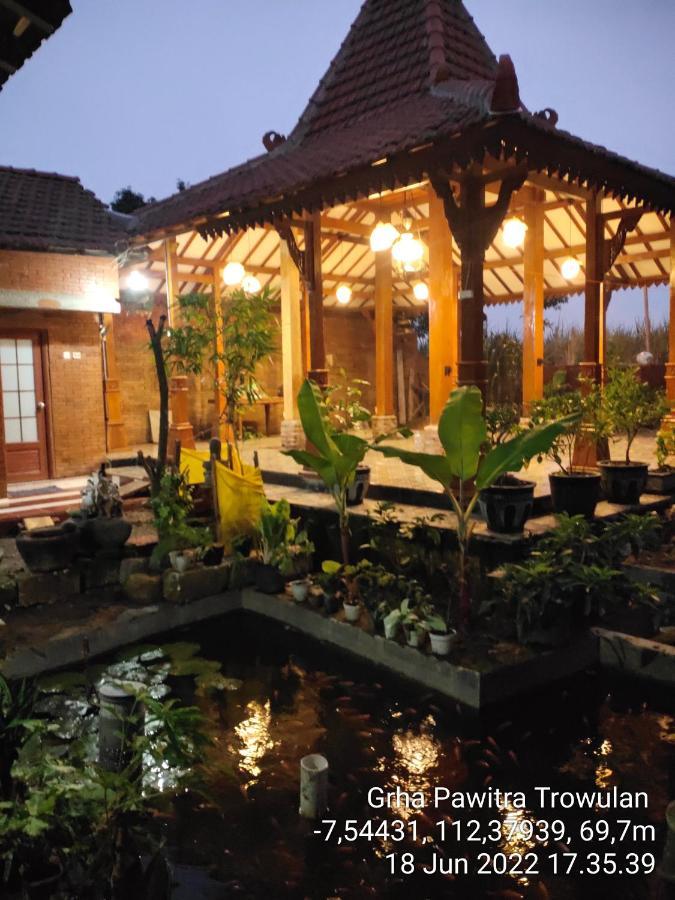 Grha Pawitra Trowulan Apartment Exterior photo