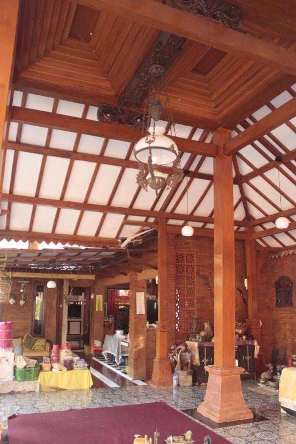 Grha Pawitra Trowulan Apartment Exterior photo