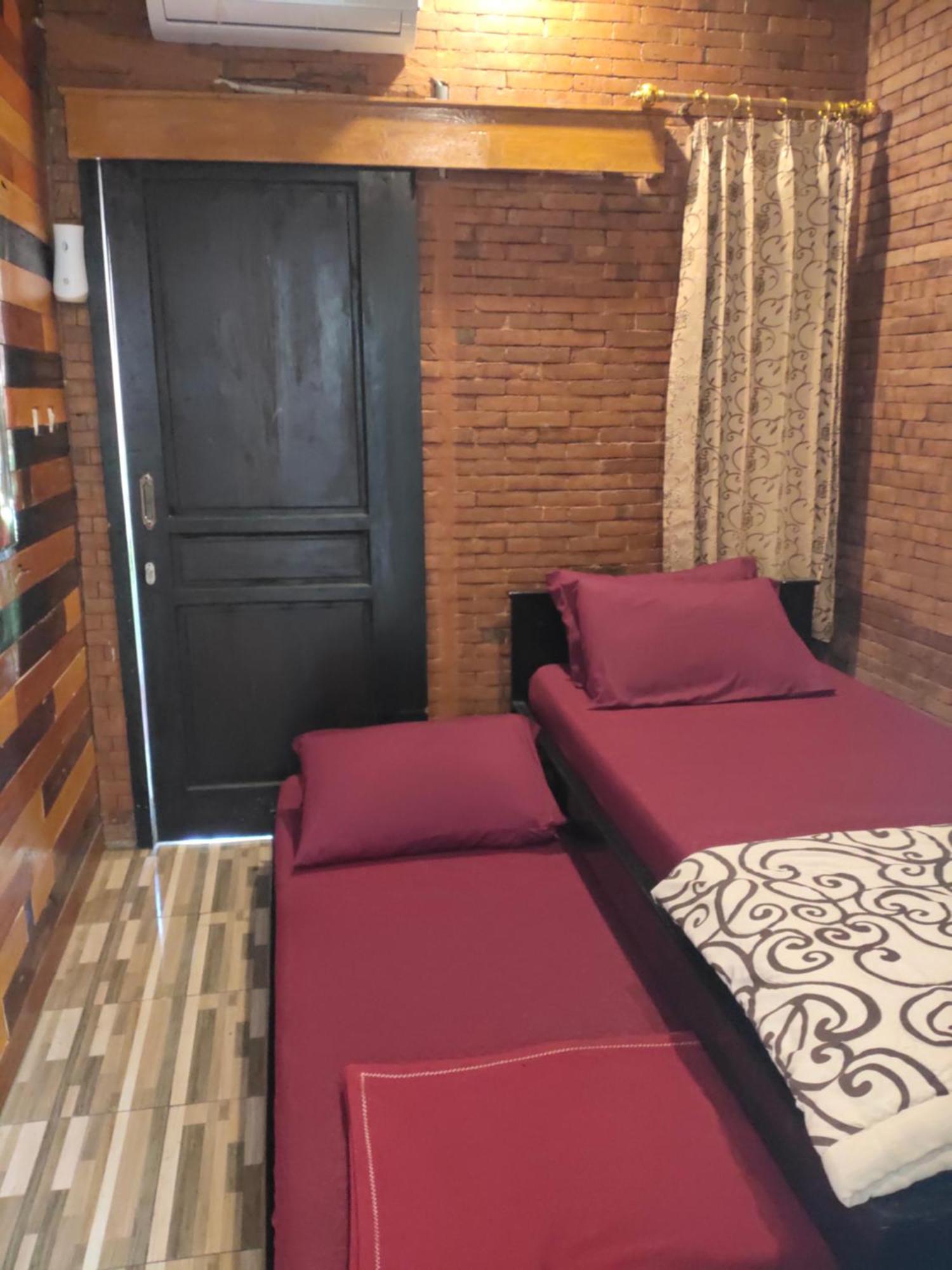 Grha Pawitra Trowulan Apartment Exterior photo